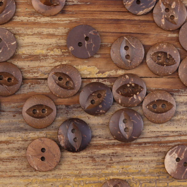 14-24L American Dark Coffee-Colored Fish-Eye Coconut Shell Buttons 30 Pack - Image 2