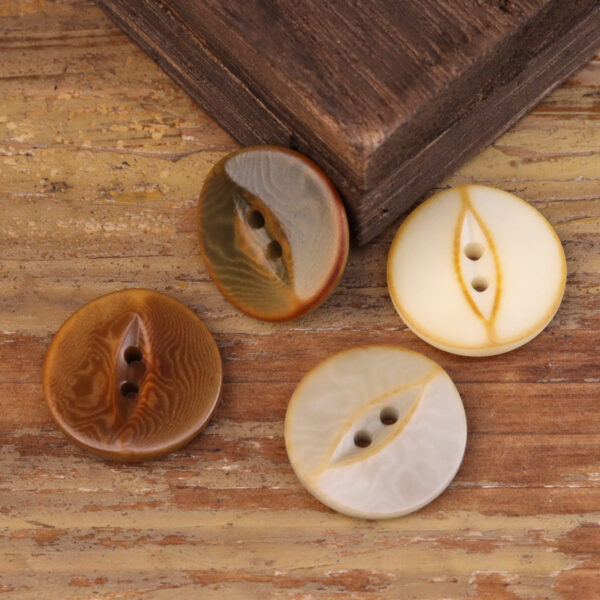 Natural Reddish-Brown Gray Fish-Eye Palm Nut Shell Buttons 20 Pack - Image 3