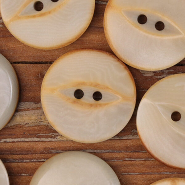 Natural Reddish-Brown Gray Fish-Eye Palm Nut Shell Buttons 20 Pack - Image 7