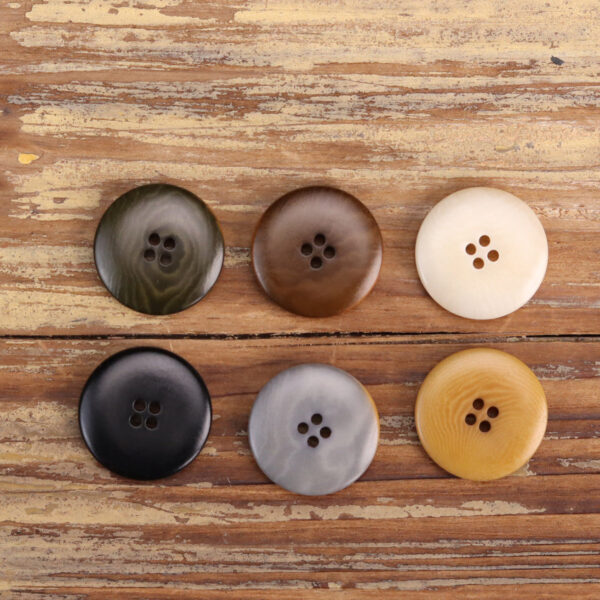 15-25mm Retro Burnished Palm Tree Nut Shell Buttons 25 Pack - Image 2