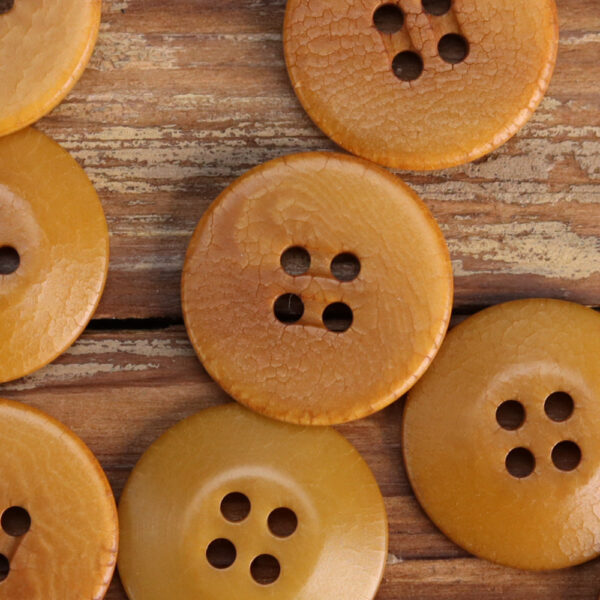 Cracked Natural Fruit Buttons Black Green White Ginger Yellow 100 Pack - Image 6