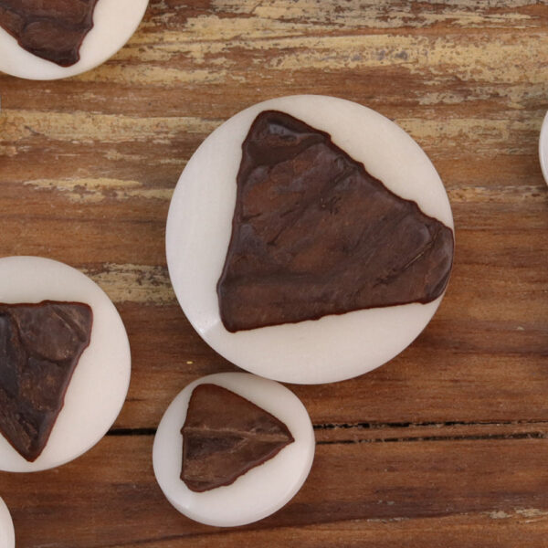 Natural Bark White Wood Grain Corozo Button 20 Pack(4 Sizes) - Image 5