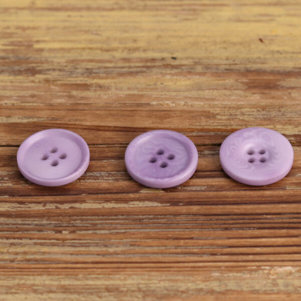 15mm/18mm/20mm Purple Corozo Buttons 18 Pack - Image 3