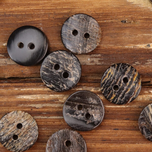 Retro Rough-Surfaced Natural Genuine Horn Two-Hole Buttons 30 Pack - Image 4