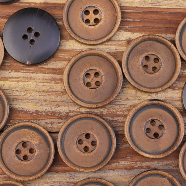 Retro Distressed Burned Yellowish Woolen Suit Coat Horn Buttons 25 Pack - Image 5