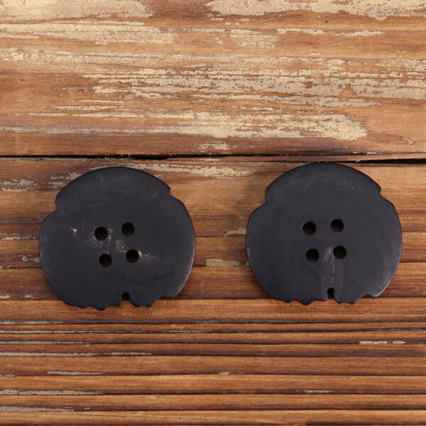 Irregular Ruins Style Frosted Teeth-Patterned Natural Horn Buttons 12pcs - Image 2