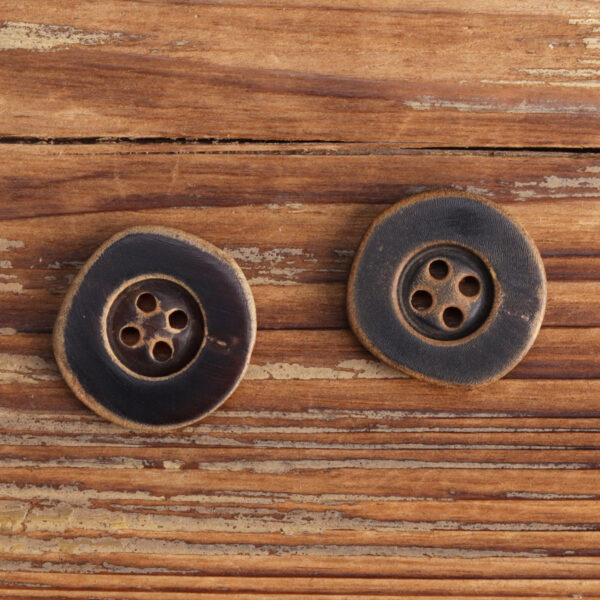 Black Coffee Irregular Shaped Burnished Horn Buttons 25 Pack (5 Sizes) - Image 5