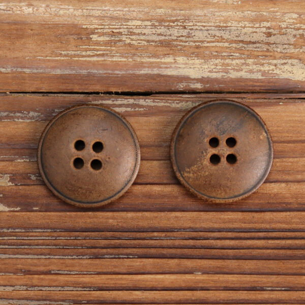 24L/28L/32L Double-Sided Black Yellowish-Brown Horn Buttons 15 Pack - Image 4