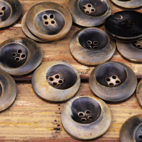 Crescent-Shaped Retro Burned Black Horn Four-Hole Buttons 25 Pack - Image 5