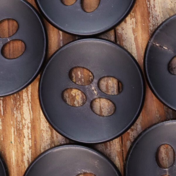 25MM Large-Eye Four-Hole Black Horn Buttons 20pcs - Image 4