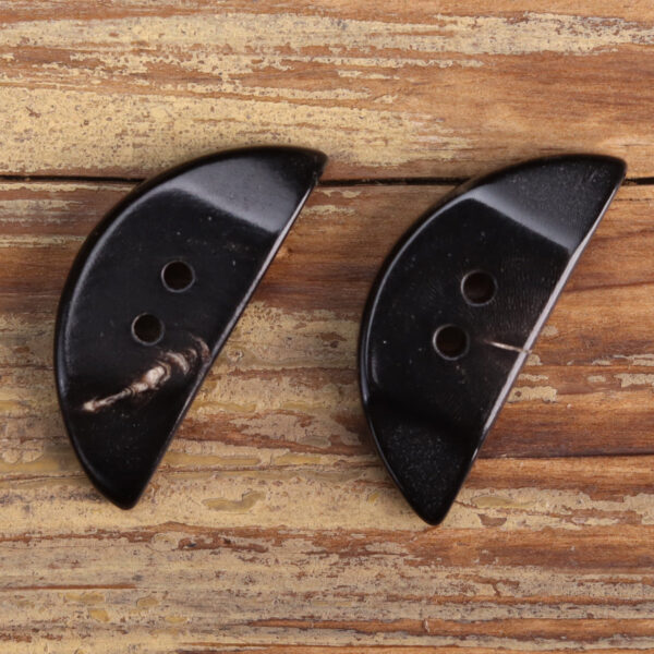 Black Irregular Triangular Half-Moon Natural Horn Buttons 4pcs - Image 4