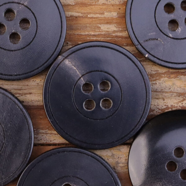 15-25mm Flat Grooved Laser Horn Buttons for Jackets 20 Pack (5 Sizes) - Image 5