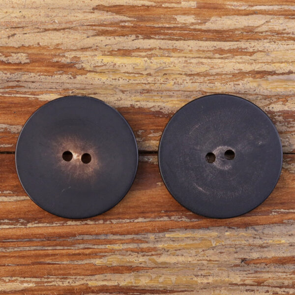 Black Dark Coffee Two-Eye Retro Horn Buttons 30 Pack (6 Sizes) - Image 2