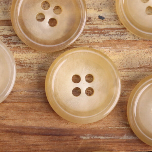 15-25mm Beige Coffee Natural Yellow Cattle Horn Buttons 6pcs - Image 5