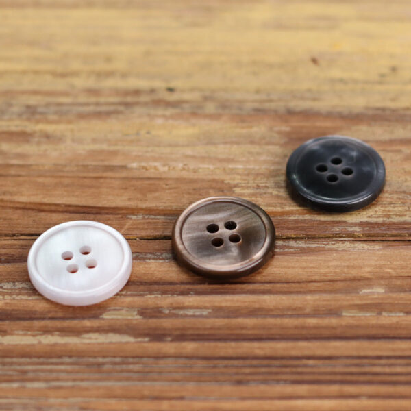 Imitation Shell Fine-Edged Resin Buttons for Jackets 60 Pack (6 Sizes) - Image 4