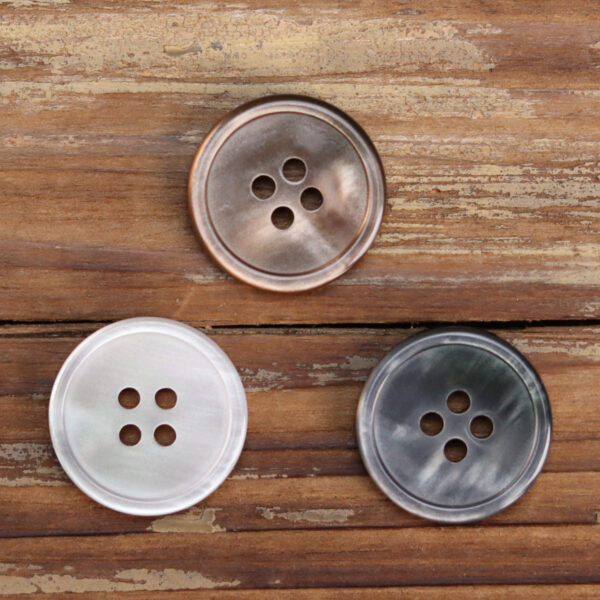 Imitation Shell Fine-Edged Resin Buttons for Jackets 60 Pack (6 Sizes) - Image 5