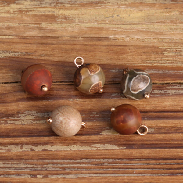 11.5mm Agate Stone Original Beads Chinese Style Buttons 25 Pack - Image 3