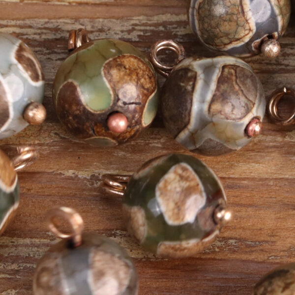 11.5mm Agate Stone Original Beads Chinese Style Buttons 25 Pack - Image 6