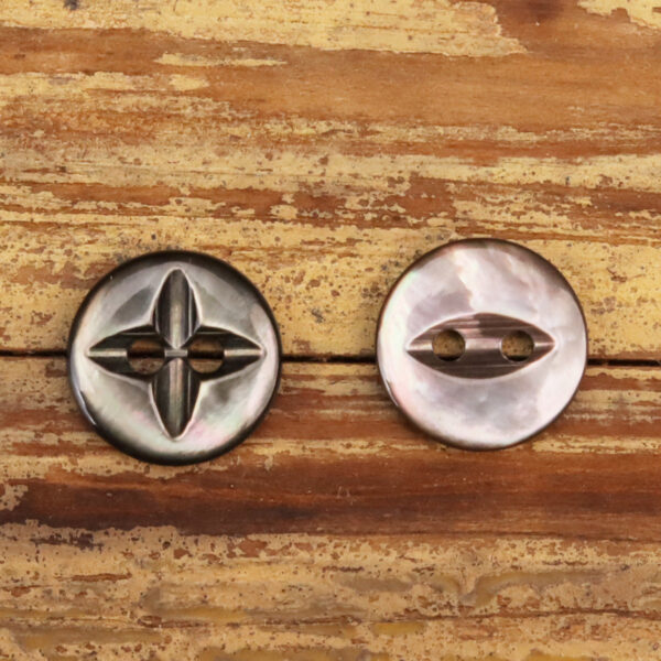 18L Black Silk Shirt Natural Shell Buttons Flying Star Fish-Eye 12 Pack - Image 3