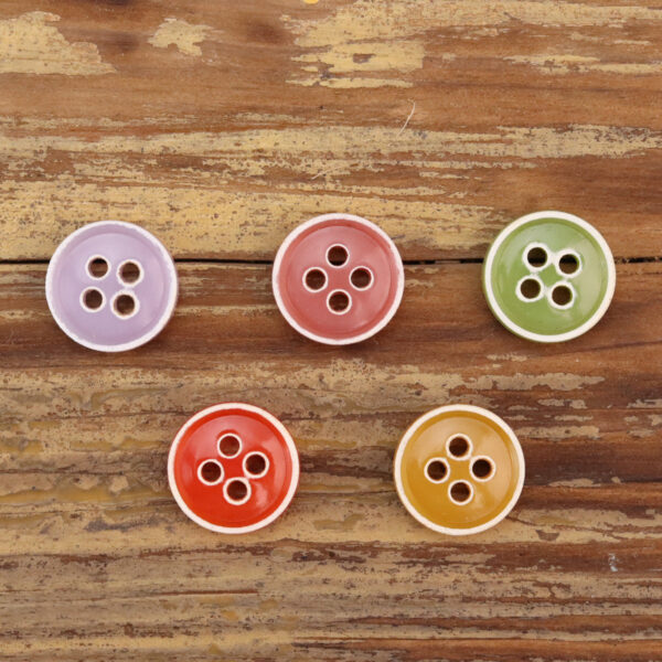 11.5mm 14 Colorful Urea Buttons for Kids' Clothing 70 Pack