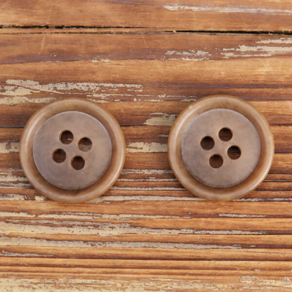 Minimalist Thin-Edged Khaki Retro Dune Style Urea Buttons 30pcs - Image 2
