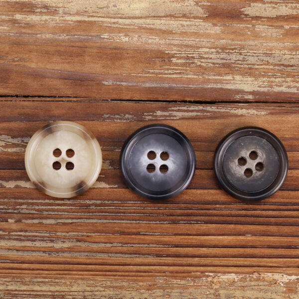 15-25mm Corduroy Workwear Urea Buttons 30 Pack (5 Sizes) - Image 3