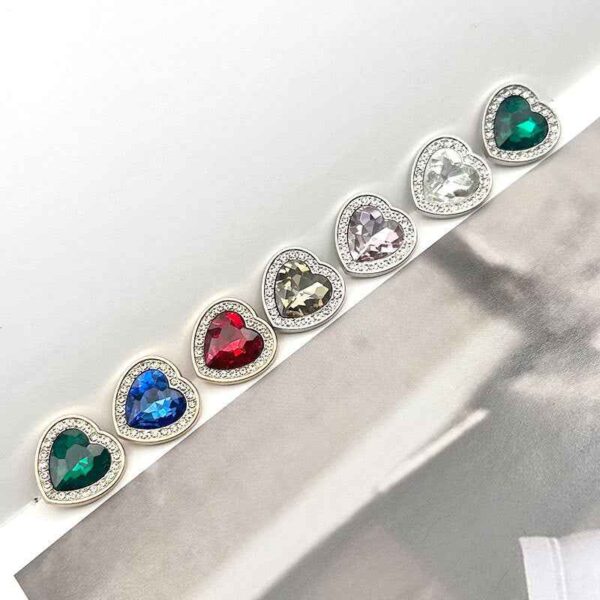 28L/36L Heart-Shaped Gemstone Metal Shank Buttons for Women 10pcs