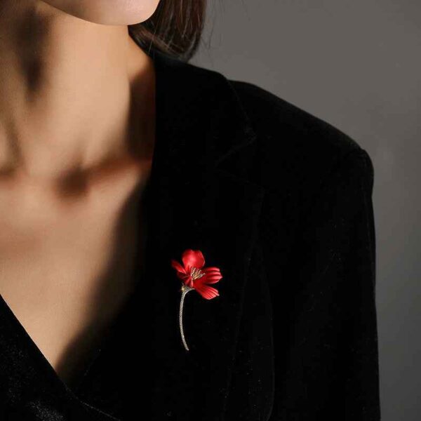 Luxury Zircon Red Hibiscus Brooch – Elegant Floral Pin