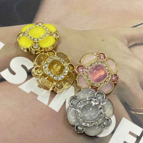 Sparkling Jelly Flower Metal Shank Buttons for Women's Clothing 6pcs