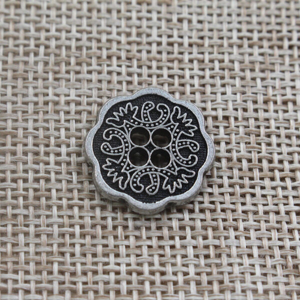 Vintage Floral 4 Holes Alloy Buttons for Clothing and Knitwear 315pcs - Image 9