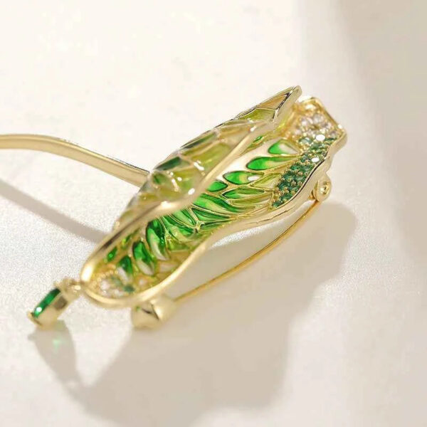 Gold Green Enamel Lotus Leaf Waterdrop Zircon Brooch Pin