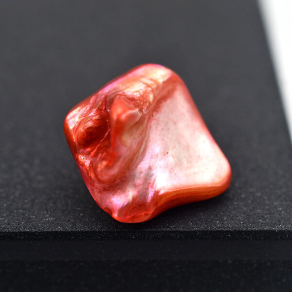 20mm Irregular Shell Buttons with Metal Shank 8 Colors 40 Pack - Image 5