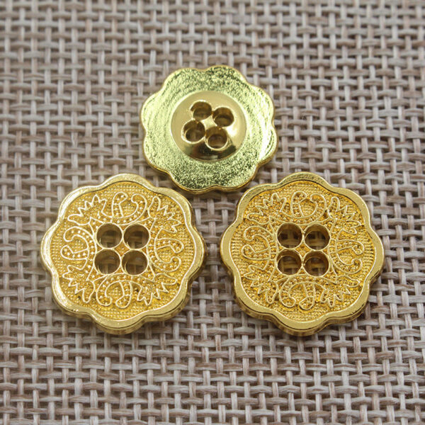 Vintage Floral 4 Holes Alloy Buttons for Clothing and Knitwear 315pcs - Image 2
