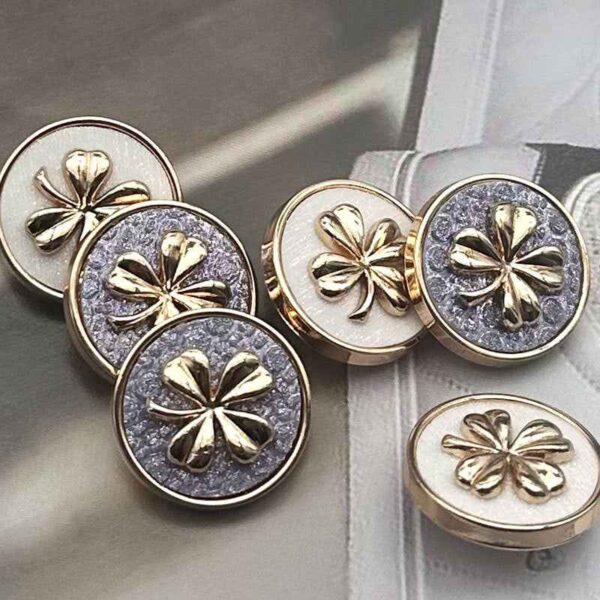 28L/32L/36L Two-Tone Clover Metal Shank Buttons 12PCS