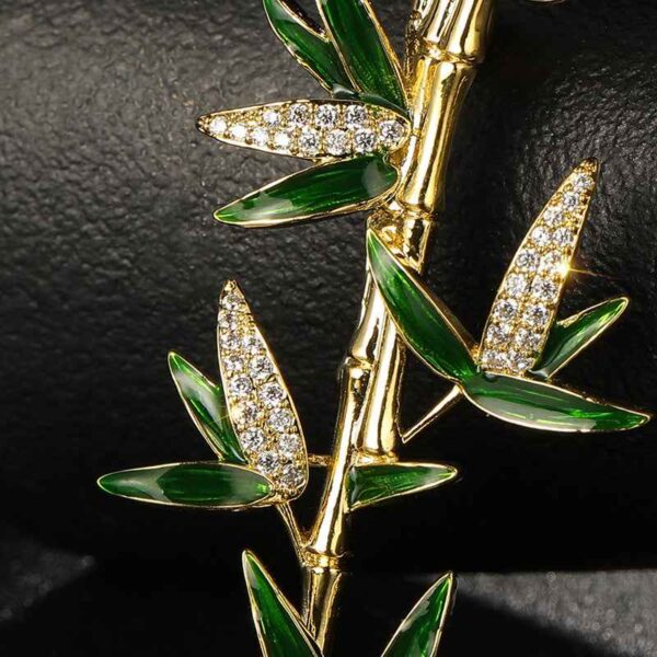 Gold & Silver Bamboo Pearl Brooch – Elegant Coat Accessory Pin