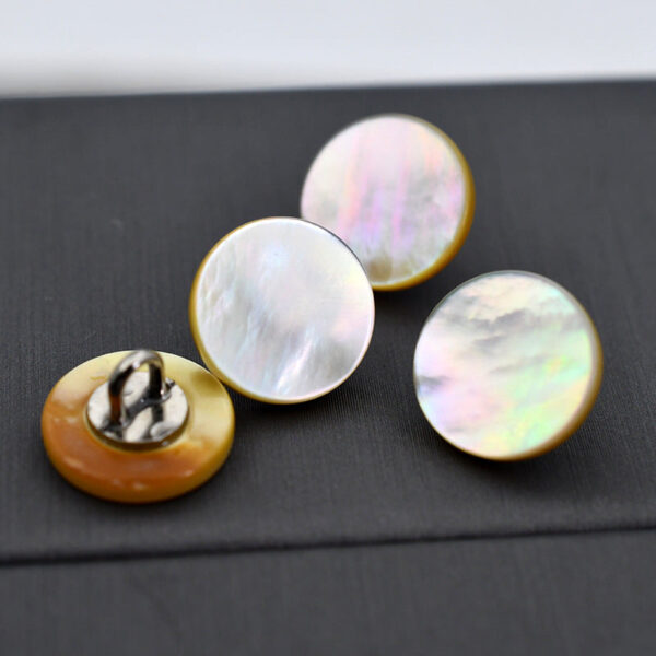 Natural Shell Round Buttons with Metal Shank for Sweaters Bags 90 Pack - Image 11