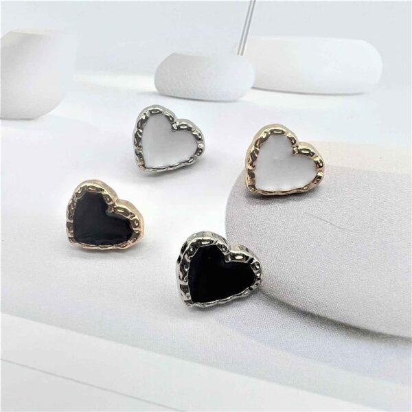 20L (12.5mm) Vintage British-Style Heart Shank Buttons 48 Pack