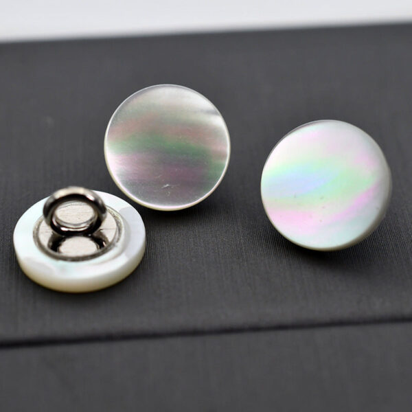 Natural Shell Round Buttons with Metal Shank for Sweaters Bags 90 Pack - Image 5