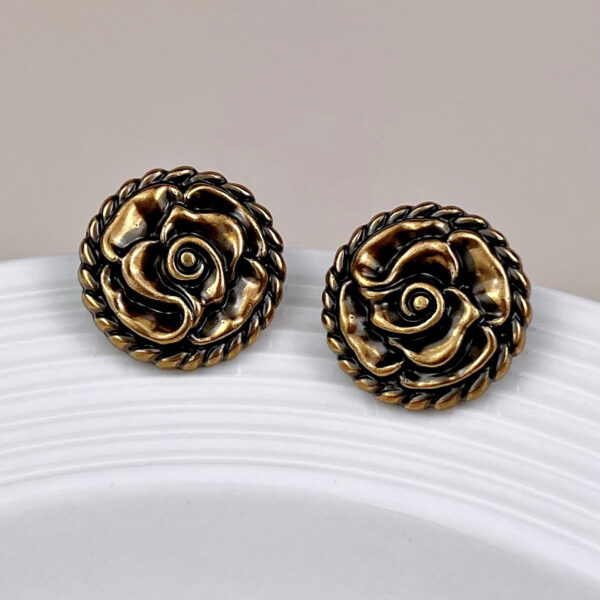 10/18/25mm Vintage Gold Rose Metal Shank Buttons for Cardigans 20pcs - Image 2