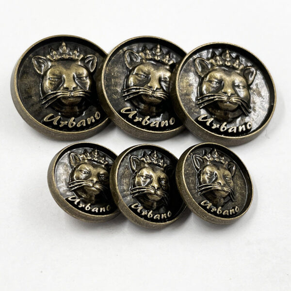 18mm/25mm Bronze Crown Cat Head Solid Metal Sewing Buttons 50pcs - Image 3