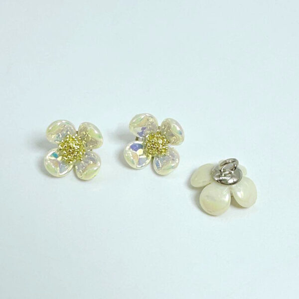 11.5mm Four-Leaf Clover Pearlized Metal Shank Buttons 30PCS - Image 4