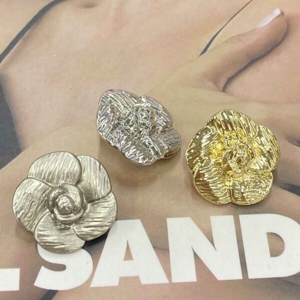 20/23mm 3D Five-Petal Flower Metal Shank Buttons 20pcs