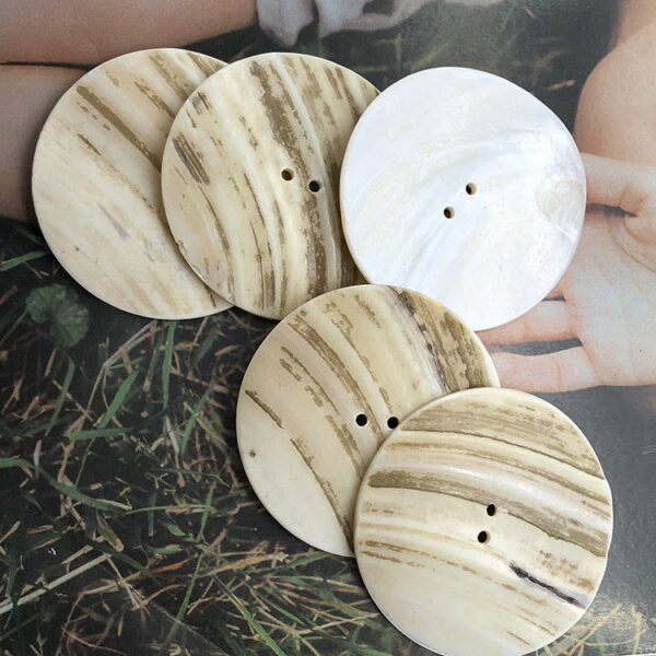 30-60mm Extra Large White Shell Round Two-Hole Buttons 10pcs - Image 3