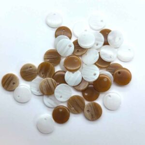 18L (11.5mm) Round Single-Hole Resin Decorative Buttons 90 Pack