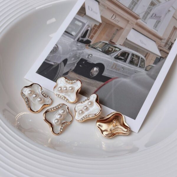 Unique Shaped Diamond Pearl Metal Shank Buttons for Dresses 10pcs - Image 2
