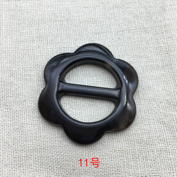 25mm Adjustable Flower Resin Buckle Button for T-Shirts Scarves 10pcs - Image 14