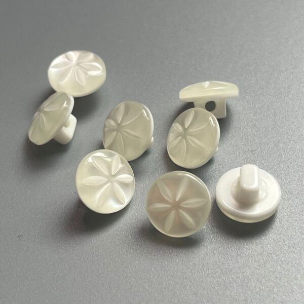 10mm Pearlized Resin Shank Buttons for Cardigans Knitwear Shirts 40pcs - Image 2
