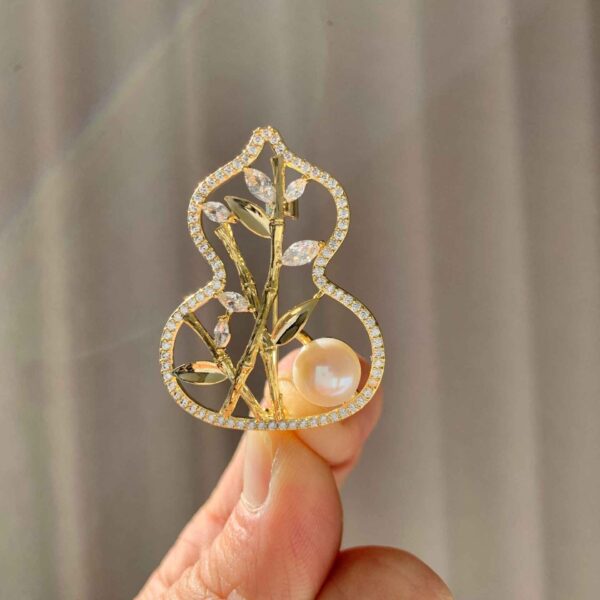 French Luxury Copper Zircon Freshwater Pearl Bamboo Gourd Brooch