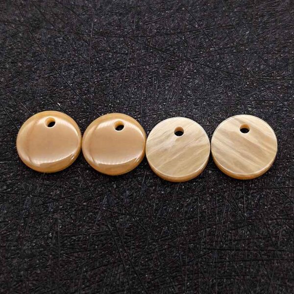 18L (11.5mm) Round Single-Hole Resin Decorative Buttons 90 Pack