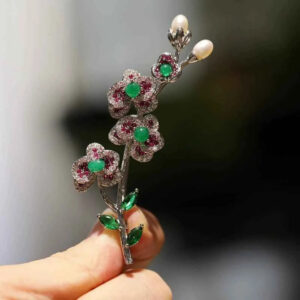 Freshwater Pearl Green Agate Plum Blossom Copper Zircon Brooch Pin